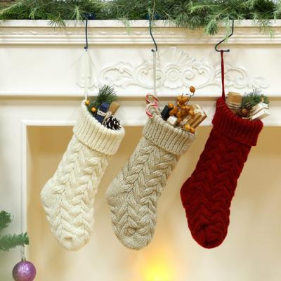 China Like Christmas Santa Claus Cable Knit Pattern Rustic Personalized Candy Soild Color Christmas Sock for sale