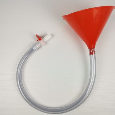 China 2020 New Plastic Beer Funnel Drinkng Hose Single Part Single Pipe Beer Funnel Plastic Beer Stink Funnel for sale