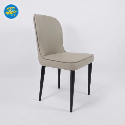 Κίνα Hot Sale Alfresco Dining Wooden Leather Chairs Dining Room Furniture προς πώληση