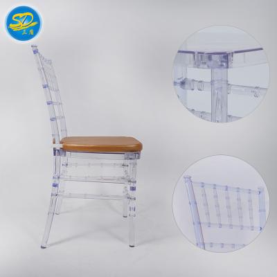 China Modern Metal Clear Chiavari Chair With Cushion Acrylic Chairs Te koop