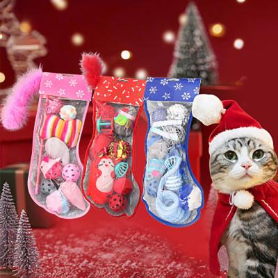 China Viable Pet Toys Warm Socks Set Cat Teaser Mouse Ball Christmas Cat Toy Set For Cat for sale