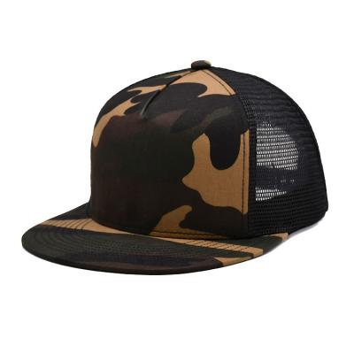 China Polyester Mesh Camo Cotton Fabric Trucker Cap 5 Panel Flat Brim Outdoor Cap Customize Logo for sale