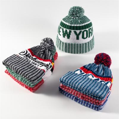 China Gorros unisex con opciones de color de diseño OEM/OEM en negro/verde/rojo oscuro Circunferencia de sombrero 58 cm en venta