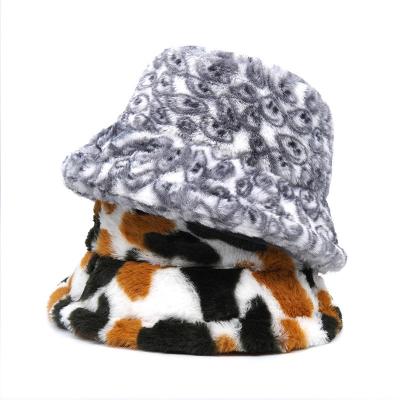 China Outdoor Leisure Fisherman Wide Brim Bucket Hats Windproof Winter Women Fur Bucket Hat Cap Bulk for sale