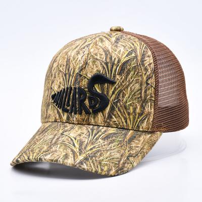 China Design de moda curvo Brim Sport 6 Panel Trucker Mesh Hat Custom 3d bordado Camo Trucker Cap à venda