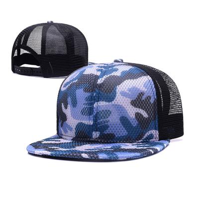 Cina 100% cappello piano del camionista del bordo di Camo del poliestere, un cappello misura unisex di 5 pannelli con il fermaglio di plastica in vendita