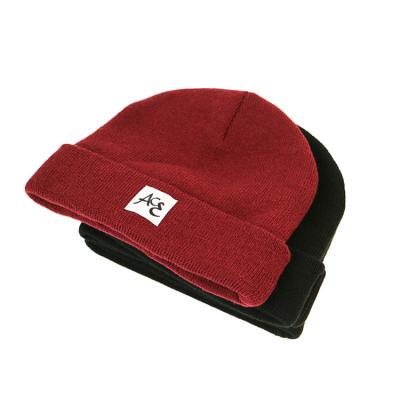 China Kundenspezifisches allgemeines acrylsauergewebe der Stickerei-Lederflicken Knit Beanie-Hut-100% zu verkaufen