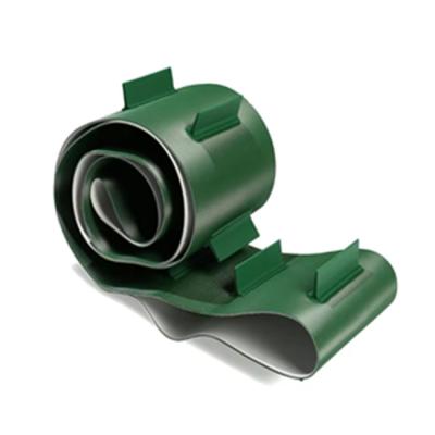 Chine Green Profile Cleated PVC Conveyor Belt With Baffle à vendre