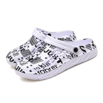 China Baotou Men's Adult Summer Slippers Non-slip Slides Slippers Home Beach Slippers Thick-soled Anti-skid Sandals for sale