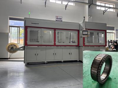 China Flat Wire Stator Line Hairpin Winding Machine voor personenwagens van klasse B C Te koop