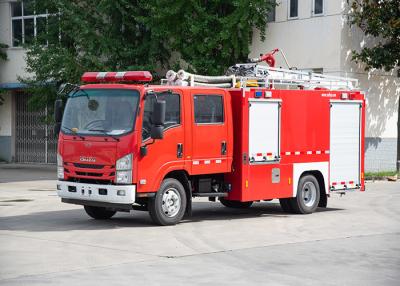 Chine L'eau d'ISUZU 3000L et écumer petit camion de pompiers avec la pompe et le moniteur à vendre