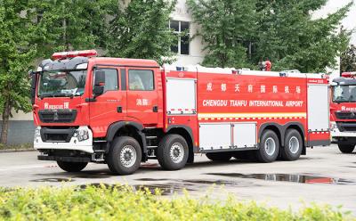 China HOWO 18T industrielle CAF Feuerbekämpfungs-LKW mit doppelter Reihen-Kabine zu verkaufen