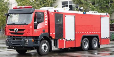 China industrielles Löschfahrzeug 12000L SAIC-IVECO mit Monitor zu verkaufen