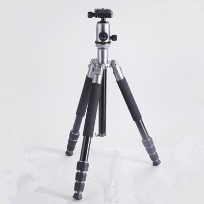 China Best Travel Lightweight Aluminum Lightweight Tripod Easy-Carry Camera Tripod For Smart Phone Digital Camera, DSLR, Small Camcorder for sale