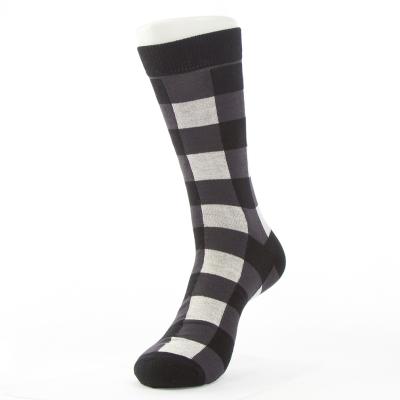 China High Quality Jacquard Design QUICK DRY Custom Made Bamboo Material Men Dress Socks for sale