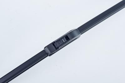 China Flexible Silicone Car Wiper Blades Efficient Cleaning Boneless Wiper for sale