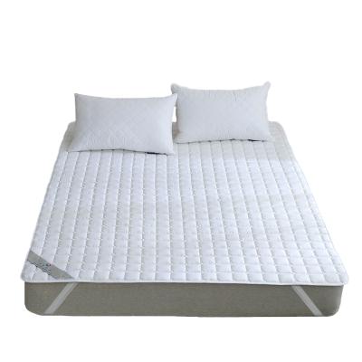 China Foldable Mattress Cover Wholesale Product Quilted Thin Soft Bed Polyester Mattress Pad for sale