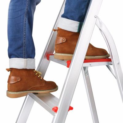 China Folding Ladders Folding Aluminum 5 Step Ladder With Standing Platform for sale