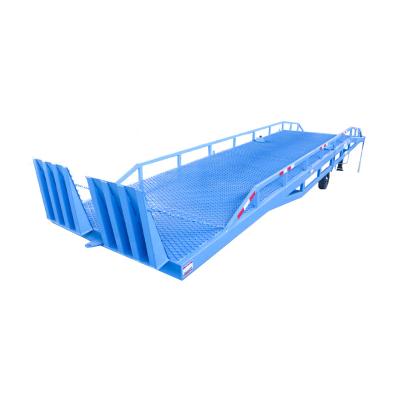 China Widely Mobile Hydraulic Truck Loading And Unloading Platform Ramp Height Lift Platform for sale