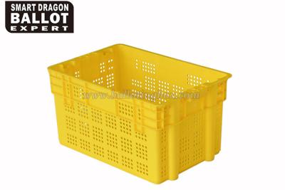 China Non - Toxic Waterproof Plastic Turnover Box / Vegetable Packaging Crates for sale