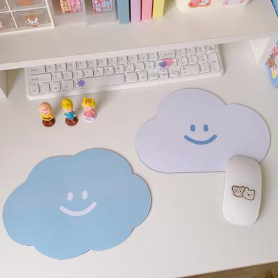 China Anti-skid Cloud Shaped Mousepad Non-slip Cute Gaming Desktop Mouse Pad for sale