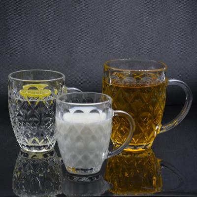 China Wholesale BIG CUP transparent glass mugs for beer football festival promotion glass mug for sale