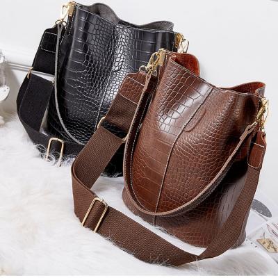 China New Fashion PORTE Factory High Quality Design Customized Crocodile Grain Leather Women Handbags New For Women Luxury Bag for sale