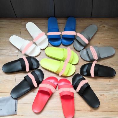 China Fashion Trend Wholesale Lovers' Open Toe Slippers For Beach Wearing Slippers for sale