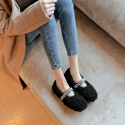 China Fashion trend factory direct shoes flat wool embedded soft toy shoes winter ladies maomao warm shoes for sale