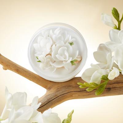 中国 Customized Hand Made Ceramic Candle Holder For Home Fragrance AS GIFT WITH DIFFERENT FLOWERS 販売のため