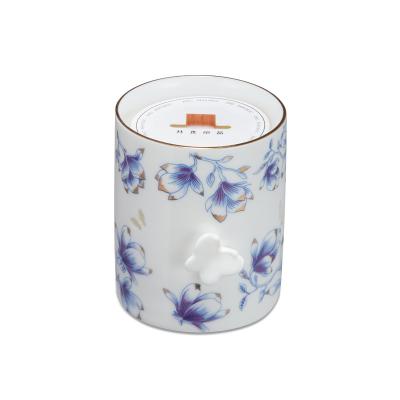 China Premium Ceramic Candle Holder For Home Decor And Aromatherapy for sale