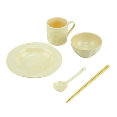 중국 Upgrade Your Tableware Collection With Ceramic Dinnerware Sets Includes Mug And Dishwasher Safe 판매용