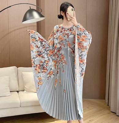 China Wholesale 2023 new high-end women casual dresses loose print anti-static with pleat batwing sleeve pleated flower dresses for sale