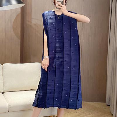 China 2023 Fashion Making Dress Women Solid Anti-Static Clothing Ladies Dress Pin Elegant Pleated Sleeveless Casual Pearl Pleated Dress for sale