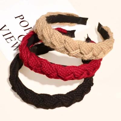 China Factory New Design Headband Wholesale Fashionable Women's Wide Headband Luxury Vintage Headband for sale