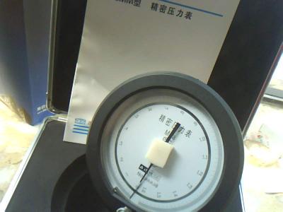 China Precision Pressure Gauge for sale