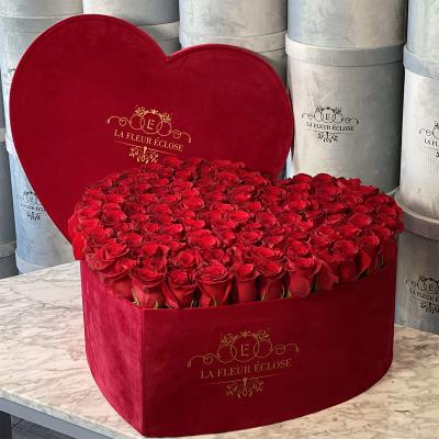 China Wholesale Custom Recyclable High Quality Red Velvet Heart Shaped Flower Box With Insert Foam For Preserved Roses for sale