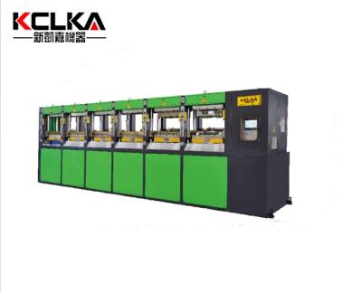 China Unique Full Automatic KCLKA ​​EVA Two Color Foaming Molding Machine Sport Sole Making Machine zu verkaufen