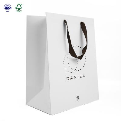 China Customized Recyclable Reusable White Retail Folding Single Shopping Paper Bag for sale