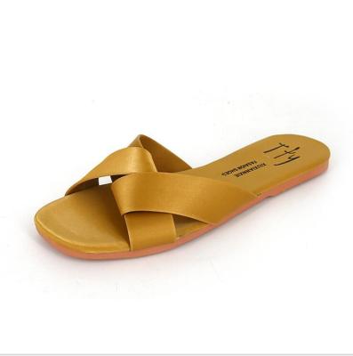 China Summer Hot Selling COMFORABLE Low Heel Slide Women Ladies Flat Sandal for sale