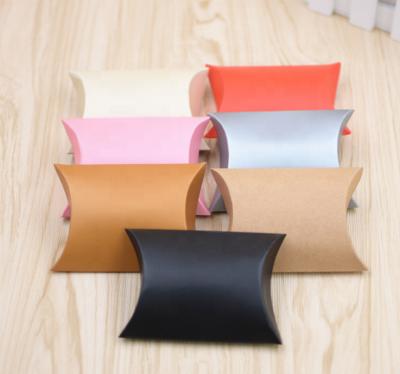 China FSC Recyclable Wholesale Stock Color Box Wedding Favor Candy Packaging Kraft Paper Small Pillow Gift Box for sale