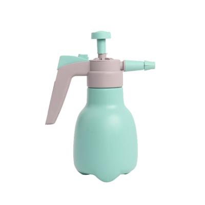 China Farmjet 1000ML Plastic Portable Handheld Pressure Garden Bottle Household Sprayer For Watering Cleaning for sale