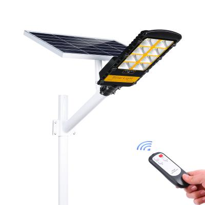 China Garden 200W High Brightness Aluminum Waterproof IP66 Solar Powered Street Lights for sale