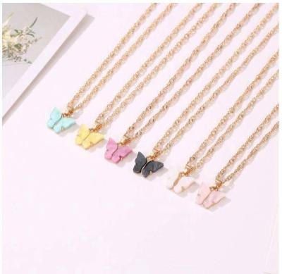 China TRENDY Necklace Butterfly Gold Fashion Jewelry Necklace Ladies Gift Short Chain for sale