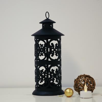 China Black Pretty New Home Festival Decoration Christmas Candlestick Lantern Metal Tealight Candle Holders for sale