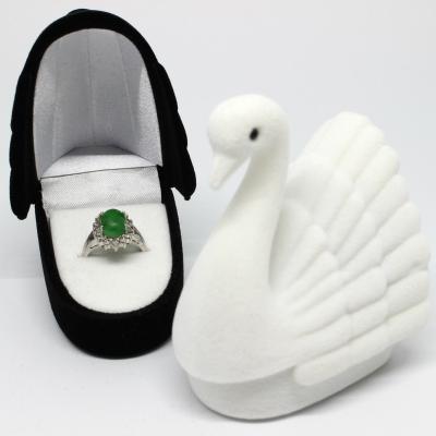 China Eco - Friendly Velvet Ring Shape Cheap Packaging Swan Jewelry Boxes for sale