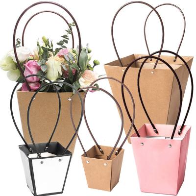 China Recyclable With Handle Brown Fresh Flower Waterproof Paper Carrier Bags for sale