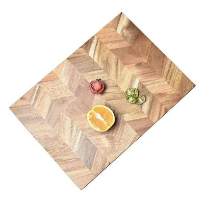 China Sustainable Creative Patterned Wood Splicing High Quality Kitchen Cutting Board Chopper for sale