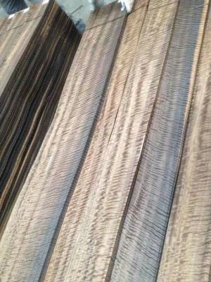 China Smoked Figured Eucalyptus Veneers from www.shunfang-veneer-com.ecer.com for sale