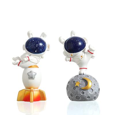 China Europe astronaut rabbit starry ornaments little astronaut Nordic style decoration modern home car resin interior ornaments for sale